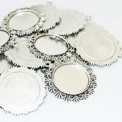 Base pendant 30mm (5808)