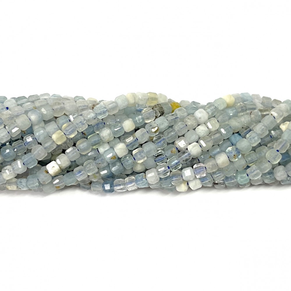 Beads Aquamarine 2x2mm (0402001G)