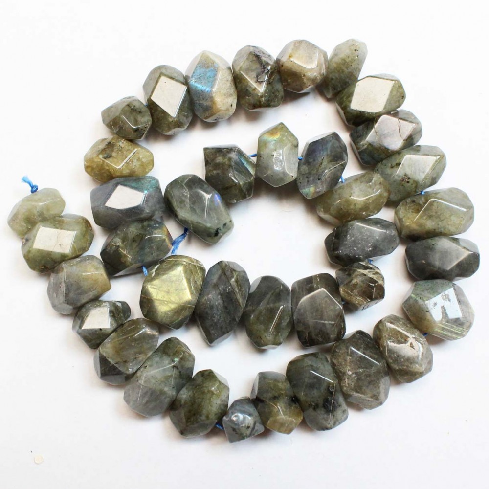 Beads Labradorite-faceted ~17x12mm (1917000G)