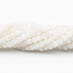 Beads Moonstone 2x2mm (2202001G)