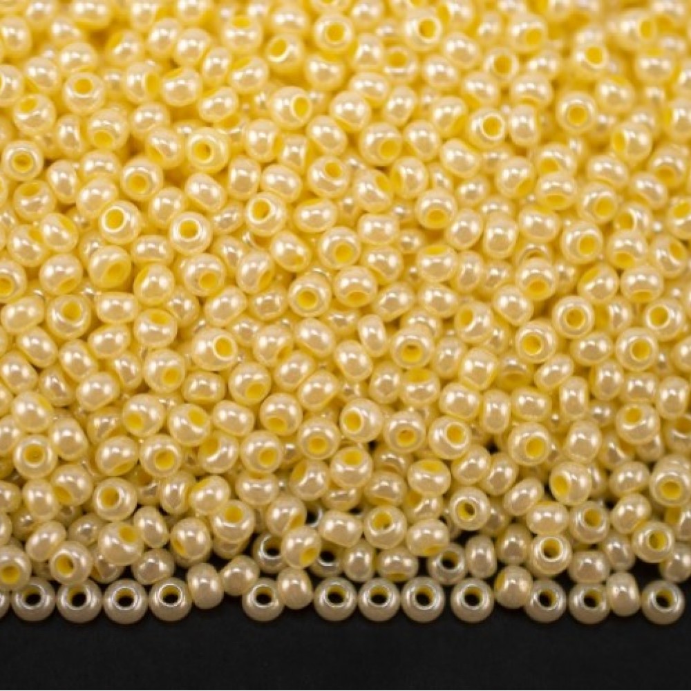 PRECIOSA Czech Beads  10/0 (37386) PRECIOSA Czech Beads  10/0 (37386)