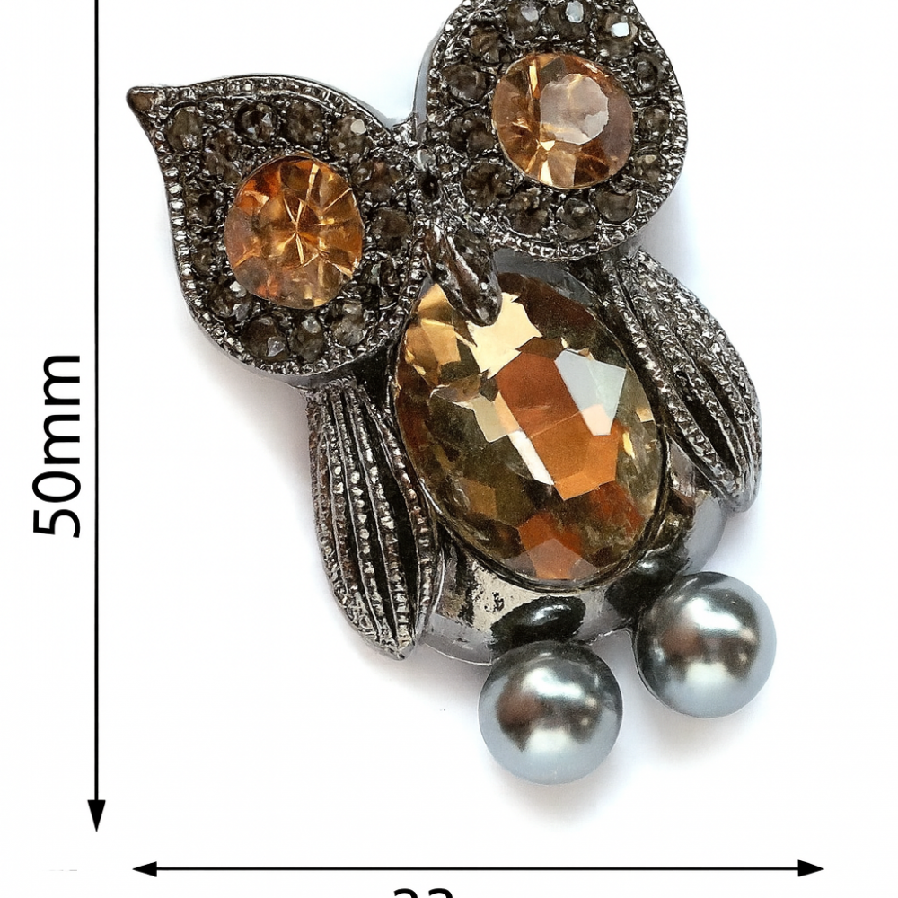 Owl brooch (6623)