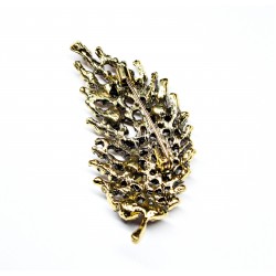 Leaf brooch (6717)