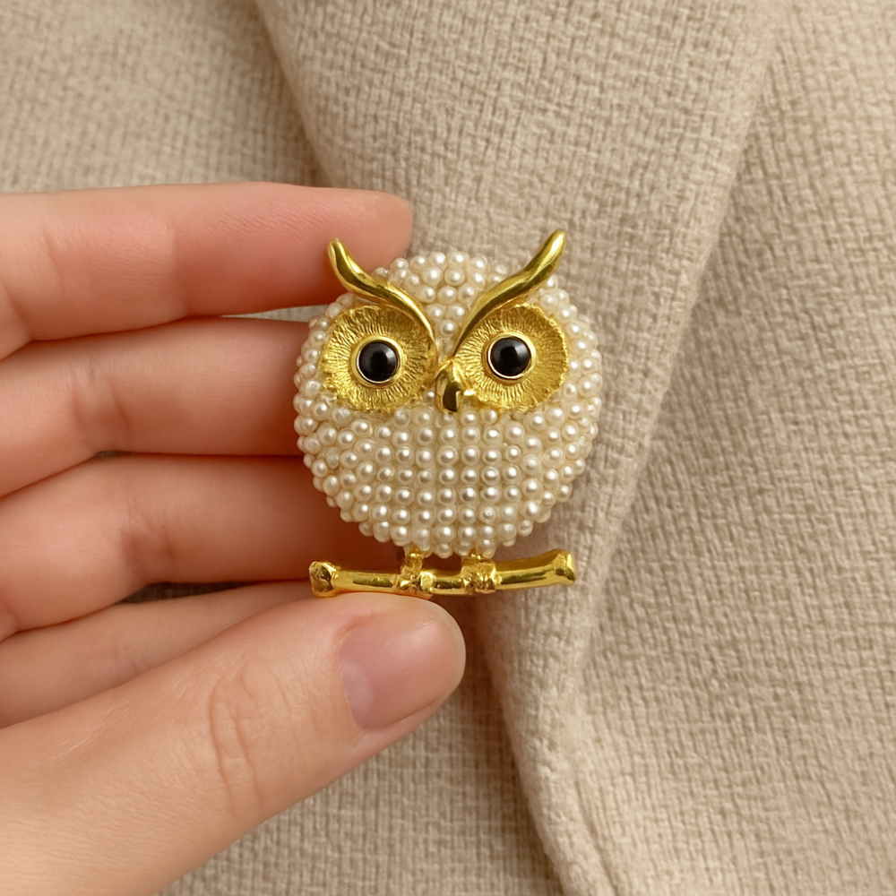 Owl brooch with pearl inserts (6780)