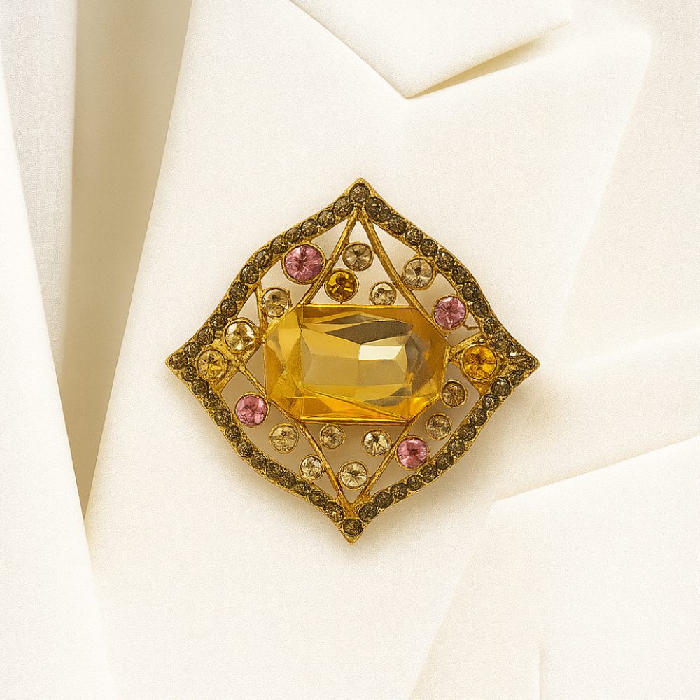 Brooch gold stained glass (6896)