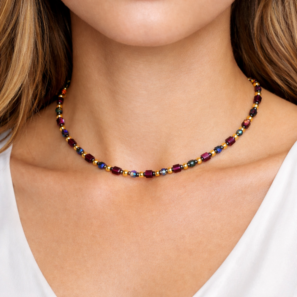 Designer Choker made of Glass and Hematite