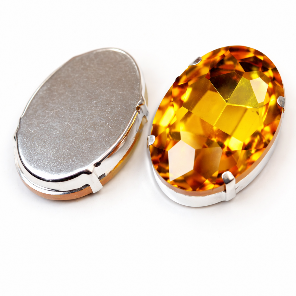 Oval Crystal in Silver Setting 29×21 mm (Gold) – 5 pcs