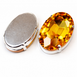 Oval Crystal in Silver Setting 29×21 mm (Gold) – 5 pcs