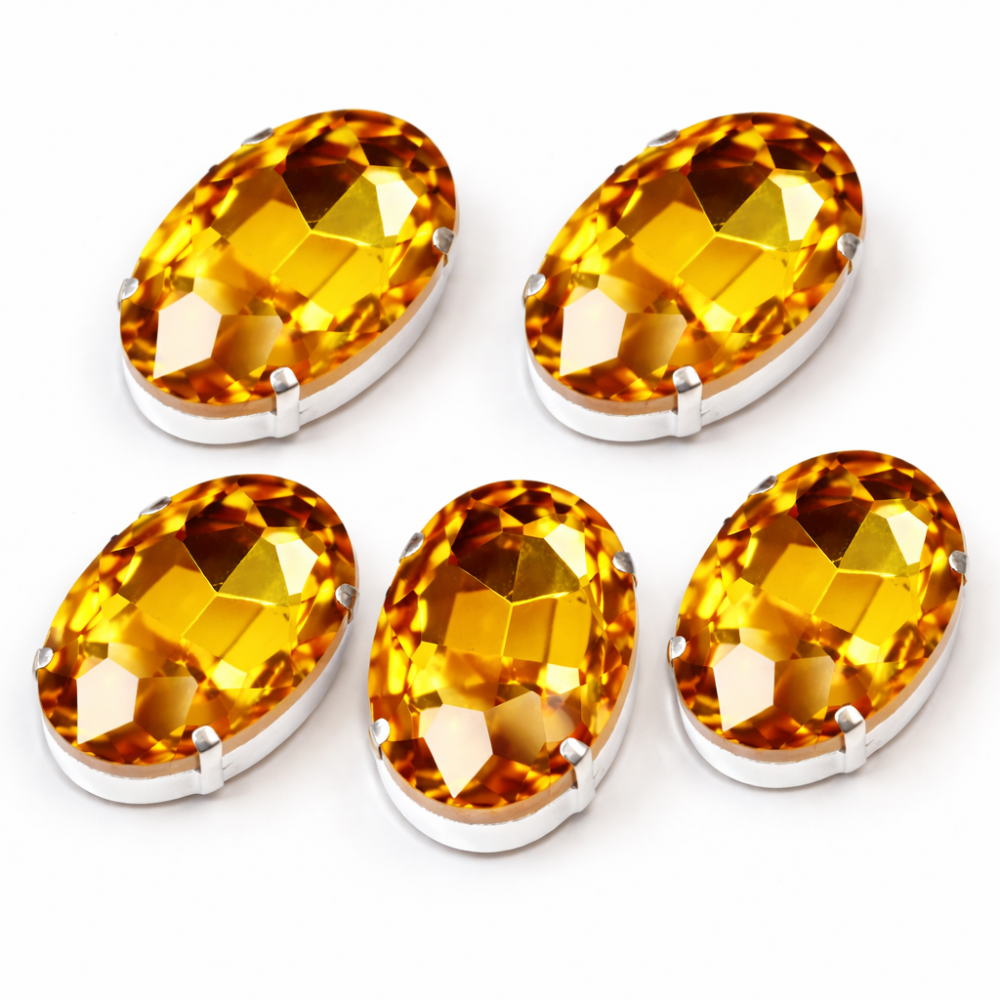 Oval Crystal in Silver Setting 29×21 mm (Gold) – 5 pcs