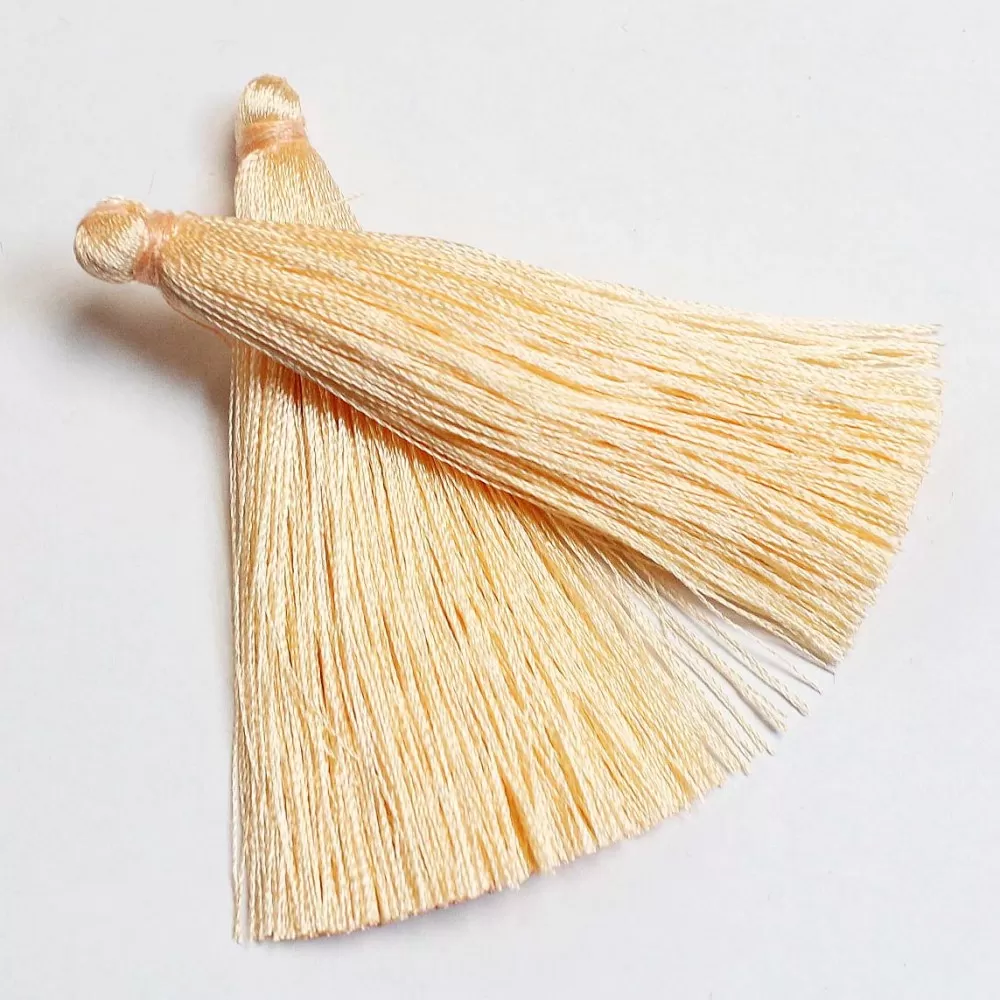 Tassel ~6x60mm 1pcs. (F04D0040) Tassel ~6x60mm 1pcs. (F04D0040)