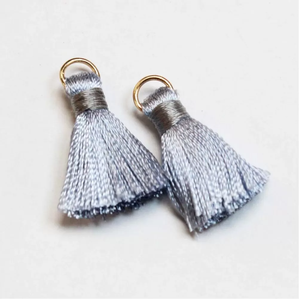 Tassel ~6x23mm 1pcs. (F04D0205)