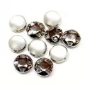 Plastic buttons