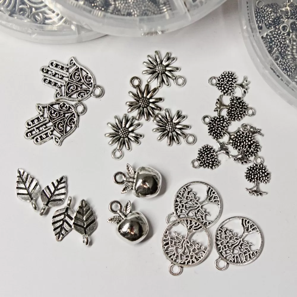 Metal Pendant Set (DIY006) Metal Pendant Set (DIY006)