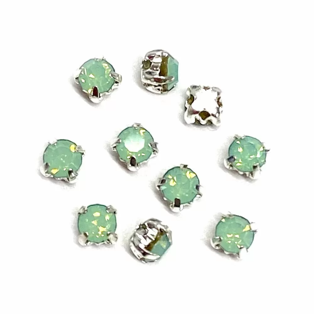 Sewing crystals 4x3,5mm 10 psc. (004109PK) Sewing crystals 4x3,5mm 10 psc. (004109PK)