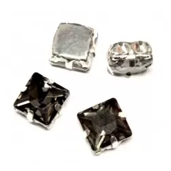 Sewing crystals 11x11mm 4 psc. (011100PK)