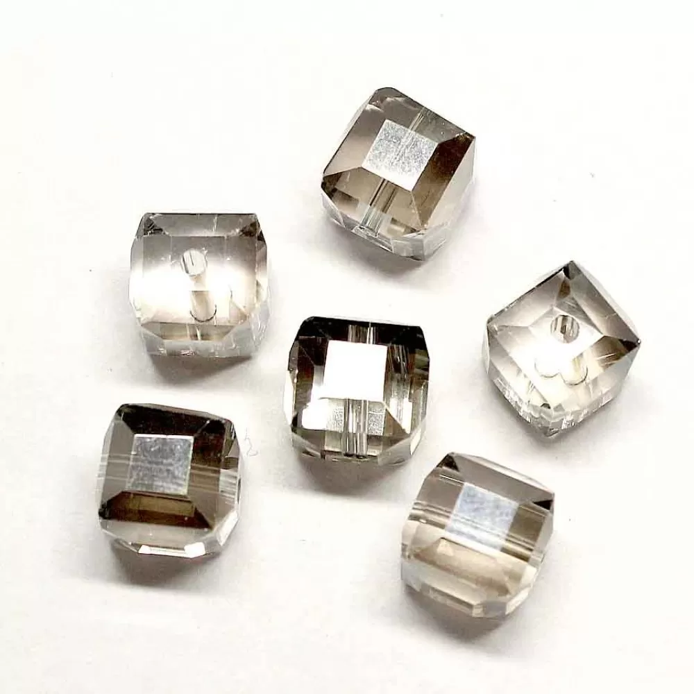 Glass crystals 10 mm 6 pcs.(010007SK) Glass crystals 10 mm 6 pcs.(010007SK)